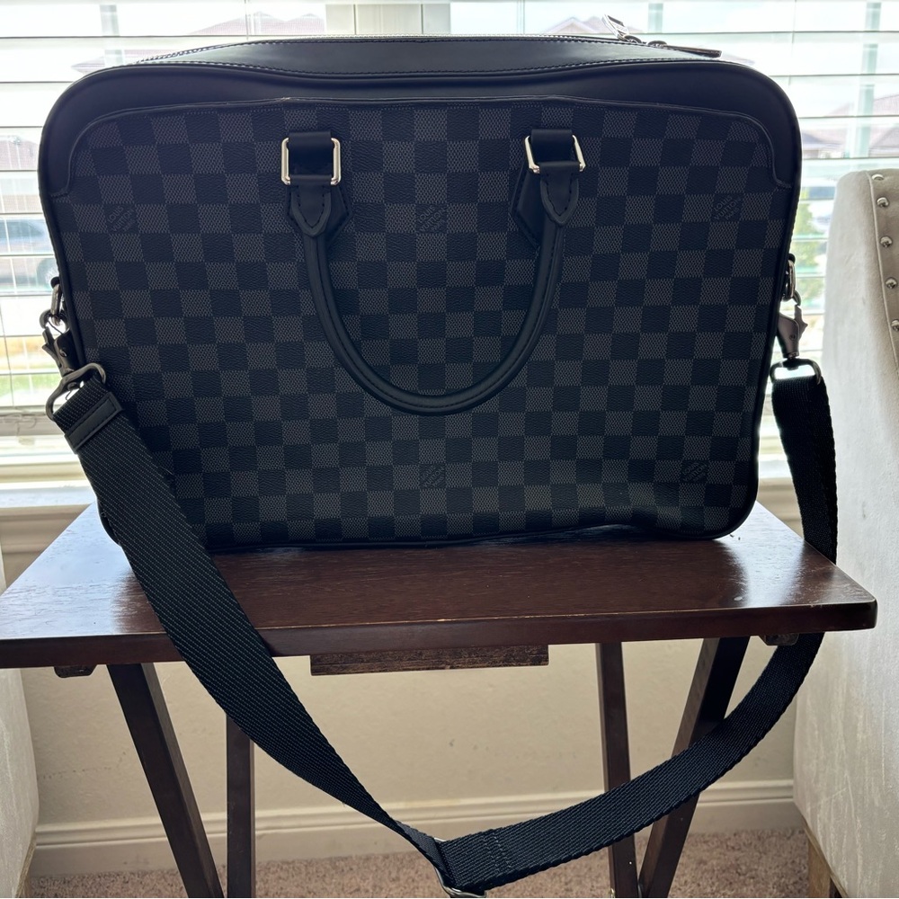 Louis Vuitton Computer Bag - Picture 3 of 6